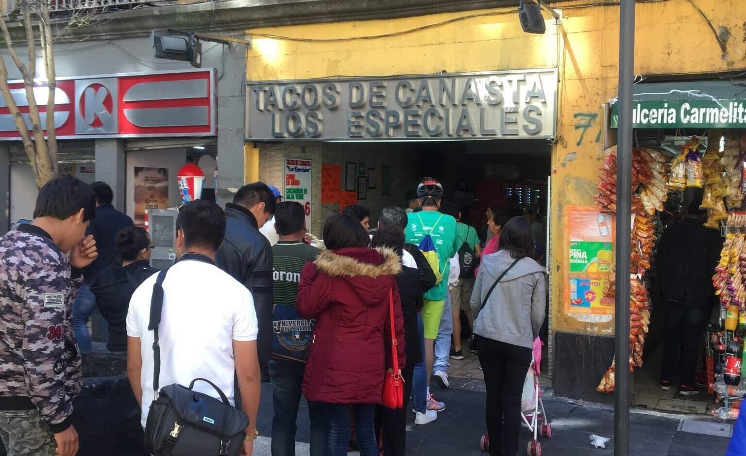 Tacos de Canasta Los Especiales